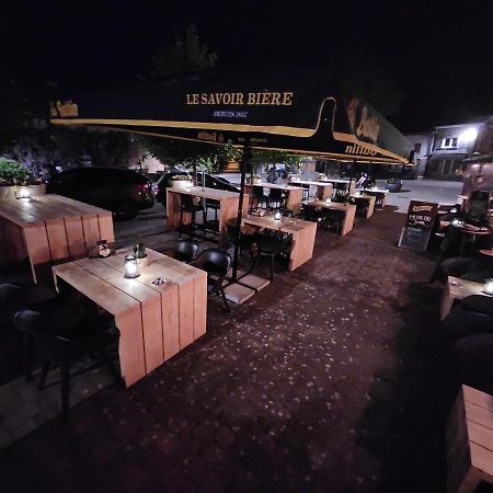 اله Hotel Au Central المظهر الخارجي الصورة